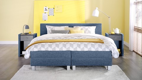 Box Kerry deluxe vlak met gestoffeerd matras, blauw