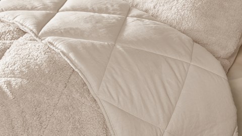 Ambiante Plush Lazy - dekbed zonder overtrek, sand