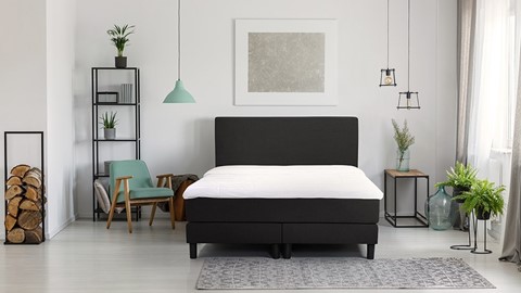 Boxspring Boston vlak met gestoffeerde matrassen