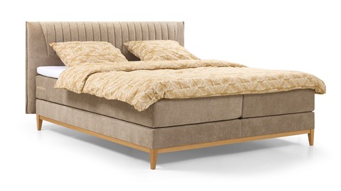 Boxspring Nove vlak met gestoffeerde matras, creme