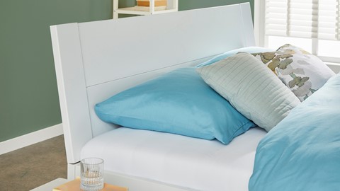 Bed Space met hoofdbord, wit