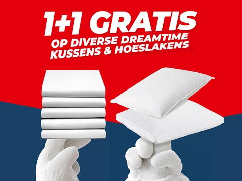 een hand die een stapel kussens vasthoudt